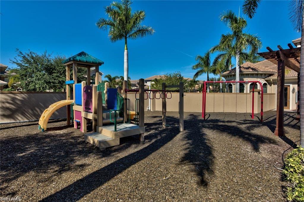 ANDALUCIA - Residential Lease