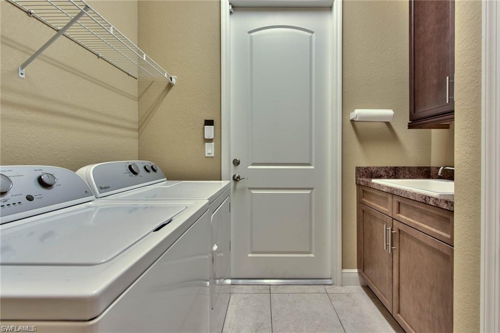 ANDALUCIA - Residential Lease