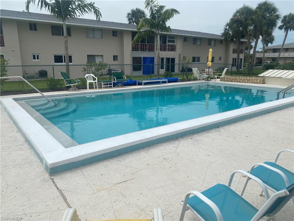 FAIRWAYS CONDO - Residential