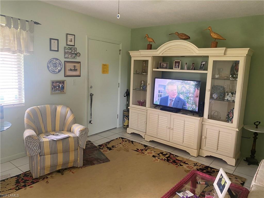 FAIRWAYS CONDO - Residential