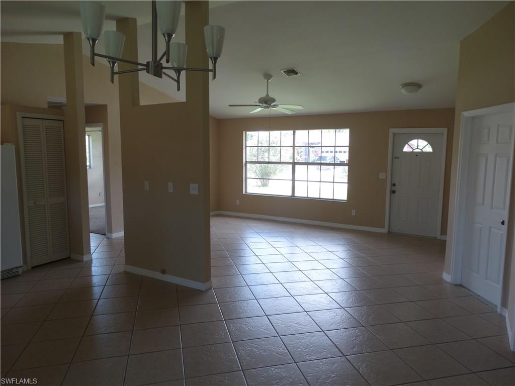 SAN CARLOS PARK - Residential