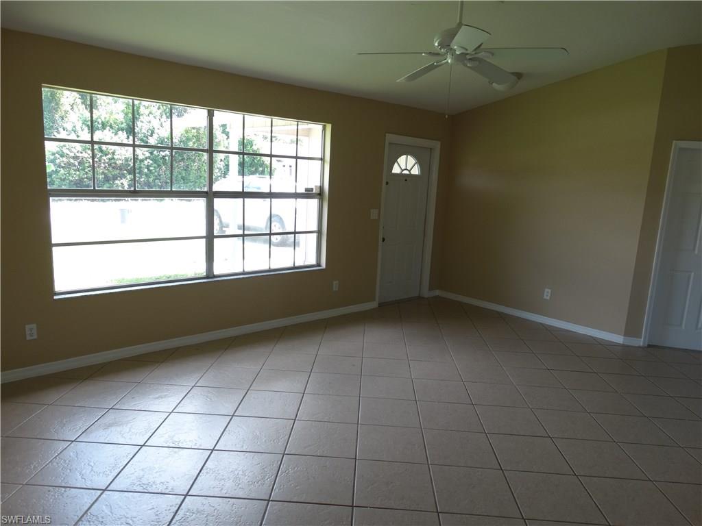 SAN CARLOS PARK - Residential