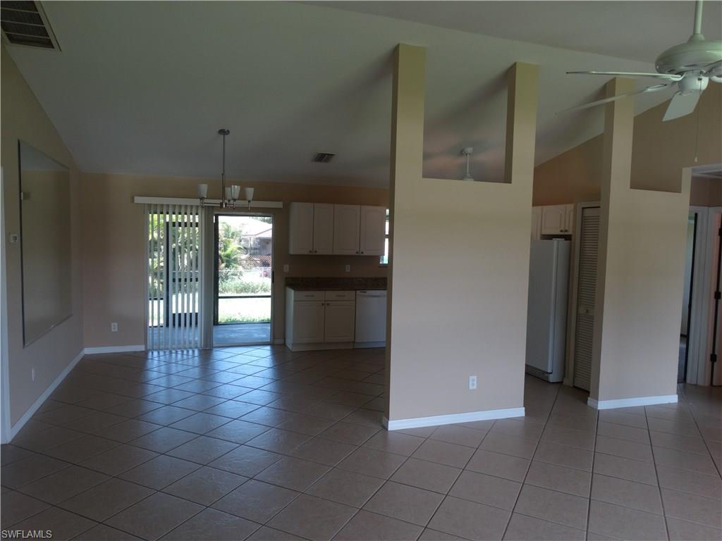 SAN CARLOS PARK - Residential