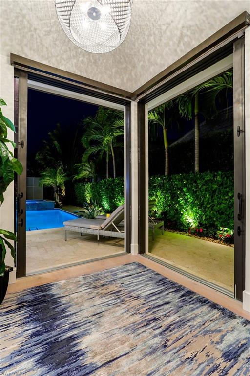 OLDE NAPLES - Residential