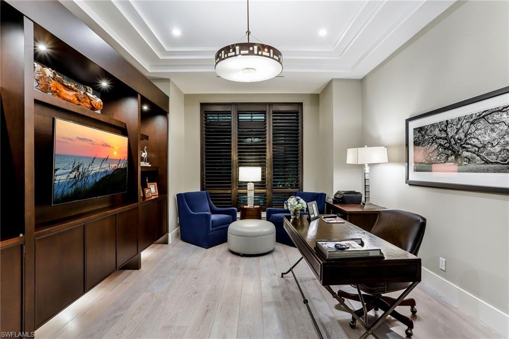 OLDE NAPLES - Residential