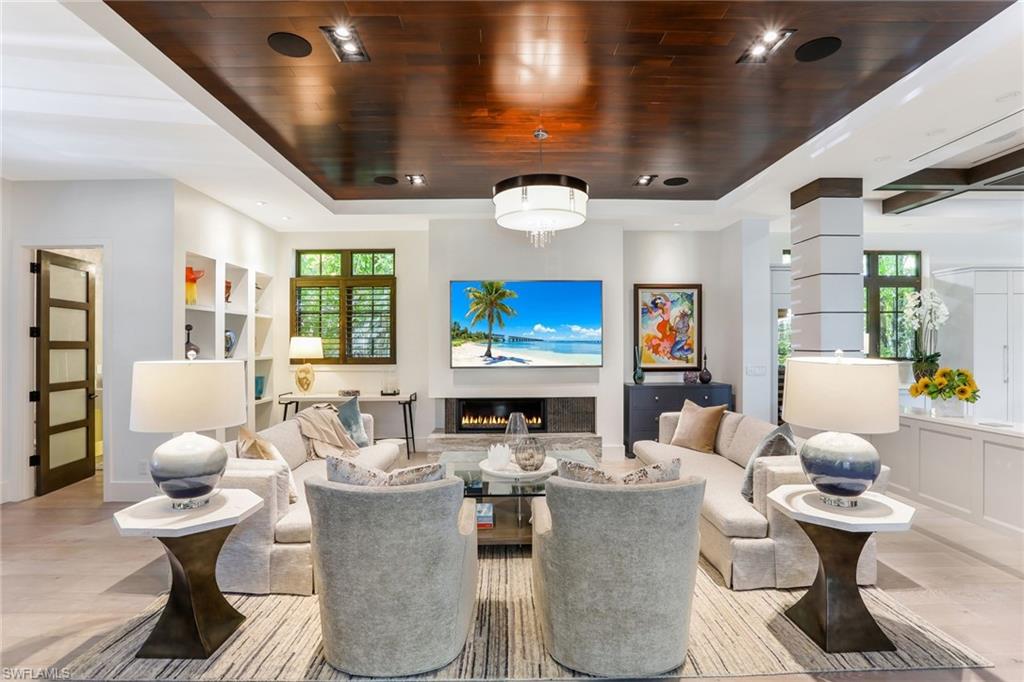 OLDE NAPLES - Residential