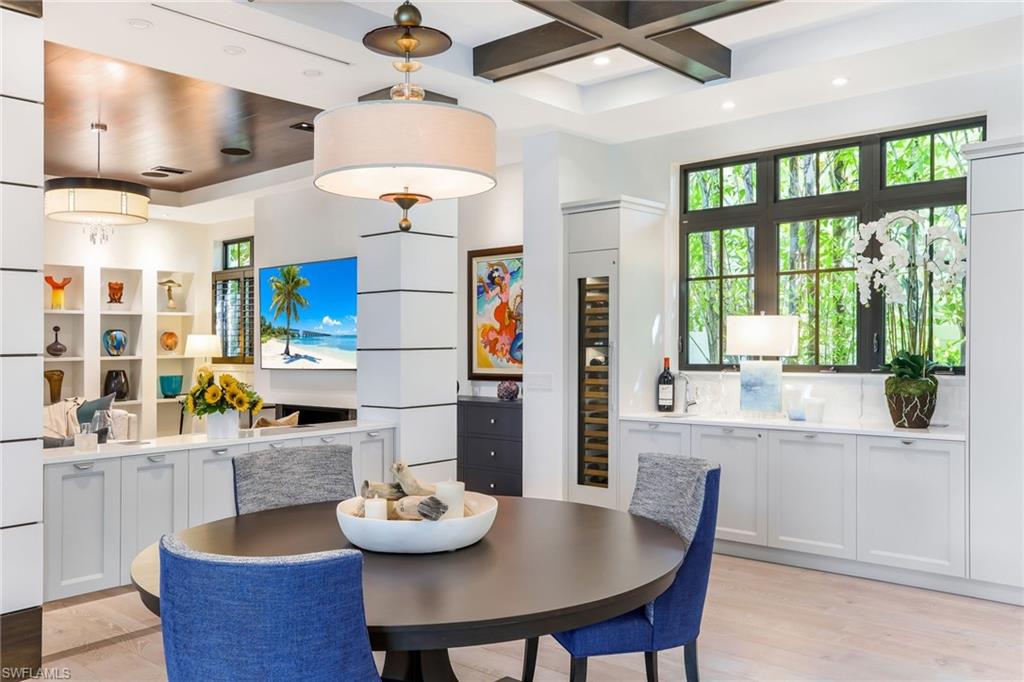 OLDE NAPLES - Residential