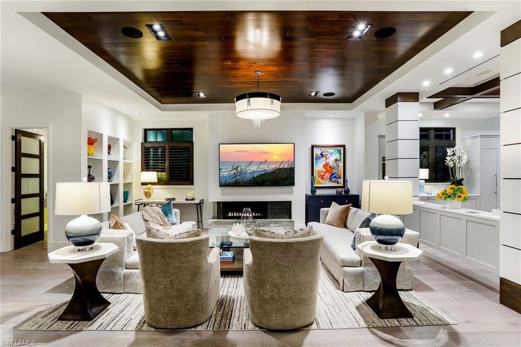 OLDE NAPLES - Residential