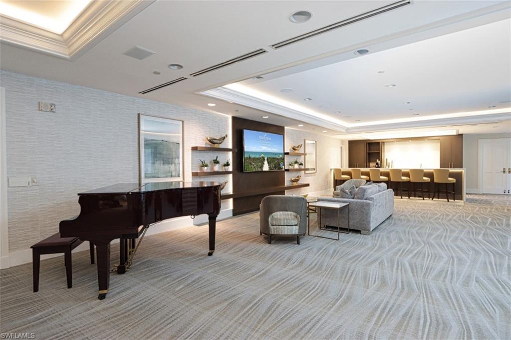 REMINGTON AT BAY COLONY - Residential Lease