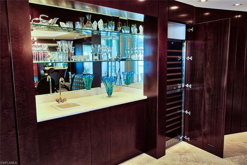 REMINGTON AT BAY COLONY - Residential Lease