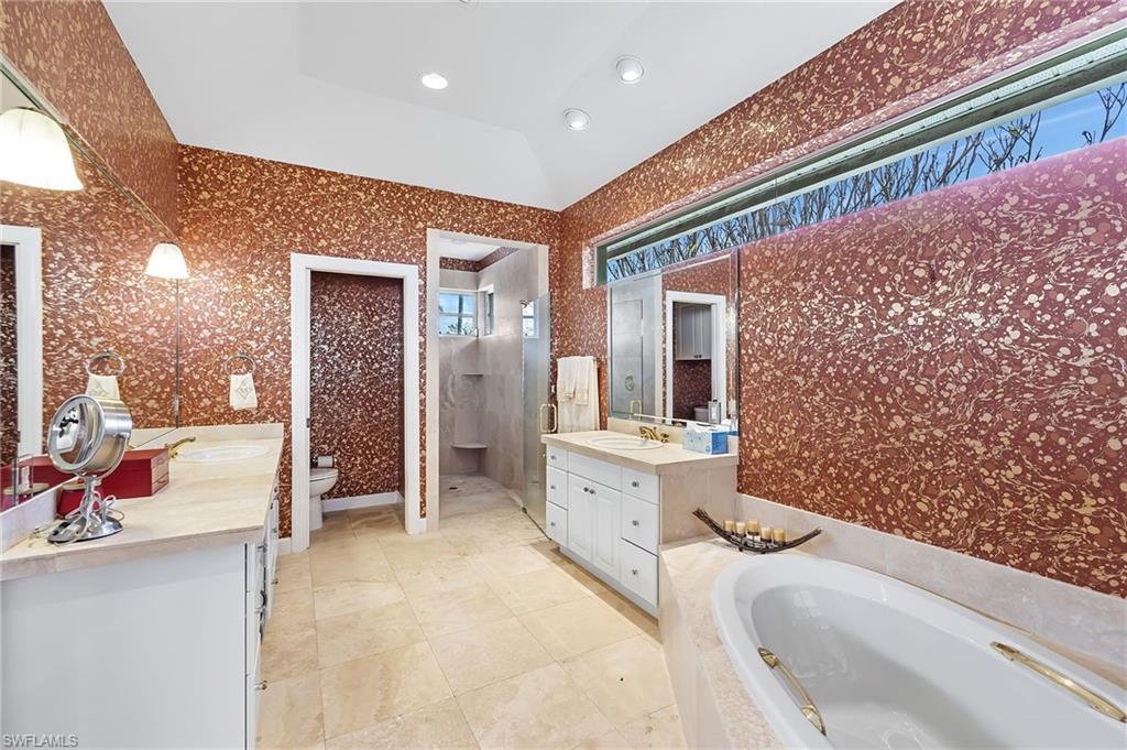 PARK SHORE - Residential