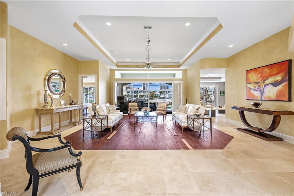 PARK SHORE - Residential