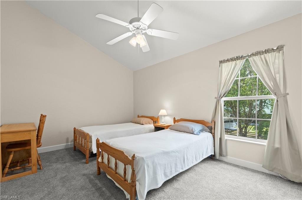 LAS LOMAS - Residential