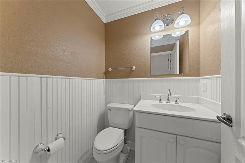 LAS LOMAS - Residential