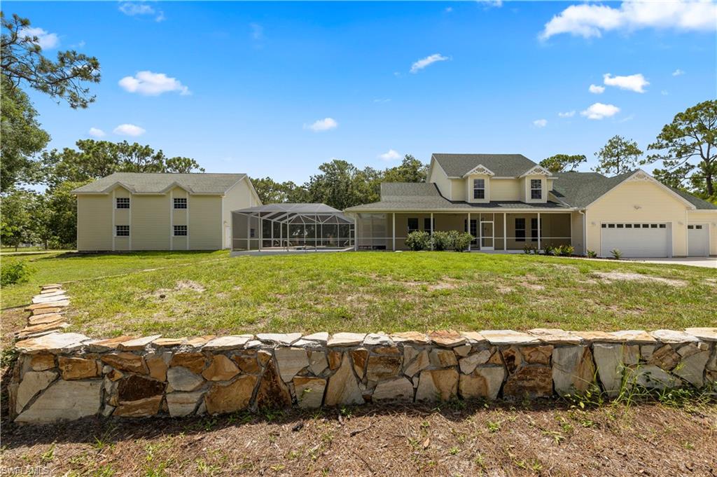 LAS LOMAS - Residential