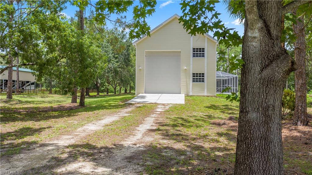 LAS LOMAS - Residential