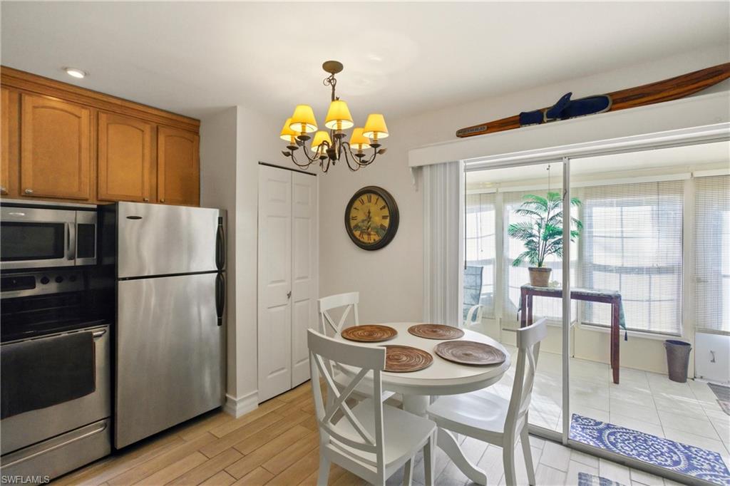 CHARLOTTE SHORES CONDOMINIUM - Residential