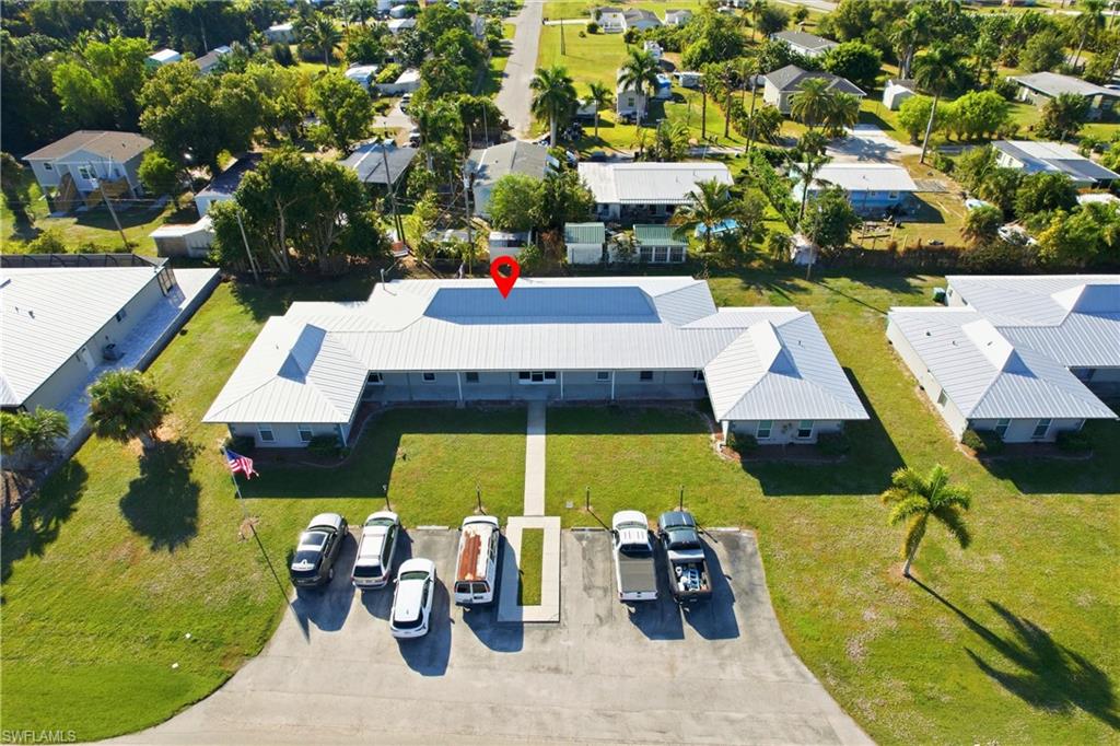 CHARLOTTE SHORES CONDOMINIUM - Residential