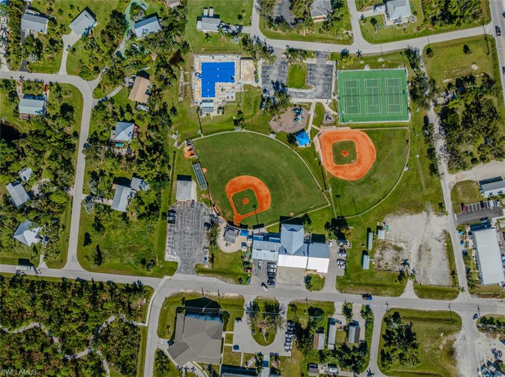 CHARLOTTE SHORES CONDOMINIUM - Residential