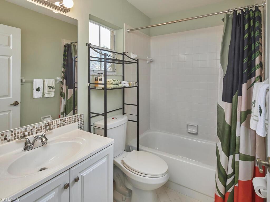 CROWN POINTE EAST - Residential