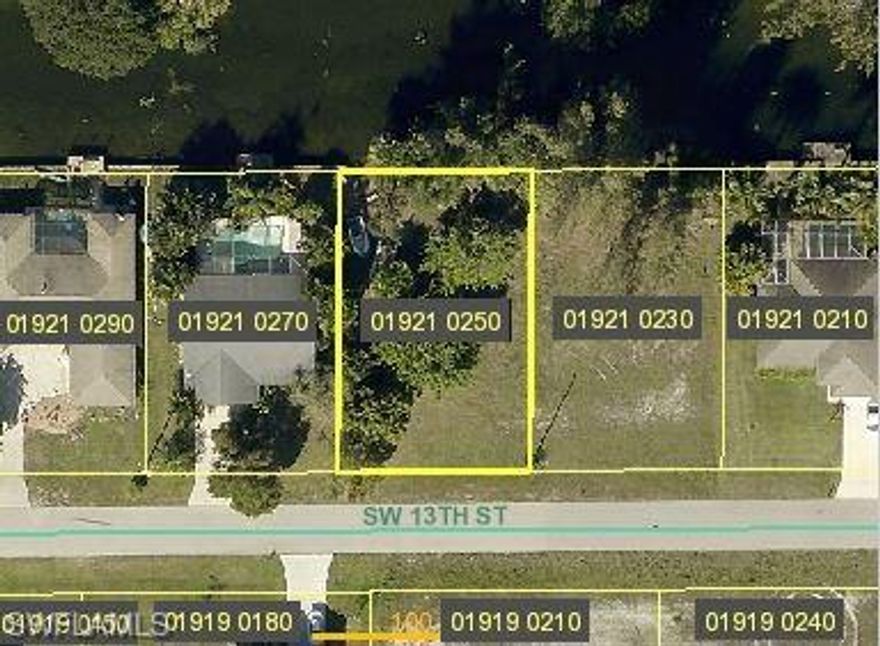 Very nice double fresh water canal lot located in the desirable SW Cape. Lot is conveniently located just a short drive to everything. Don't wait these lots don't last long.  This lot is located in a possible Eagle nesting area.