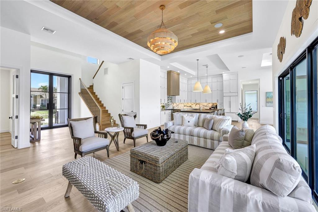 MARCO ISLAND - Residential