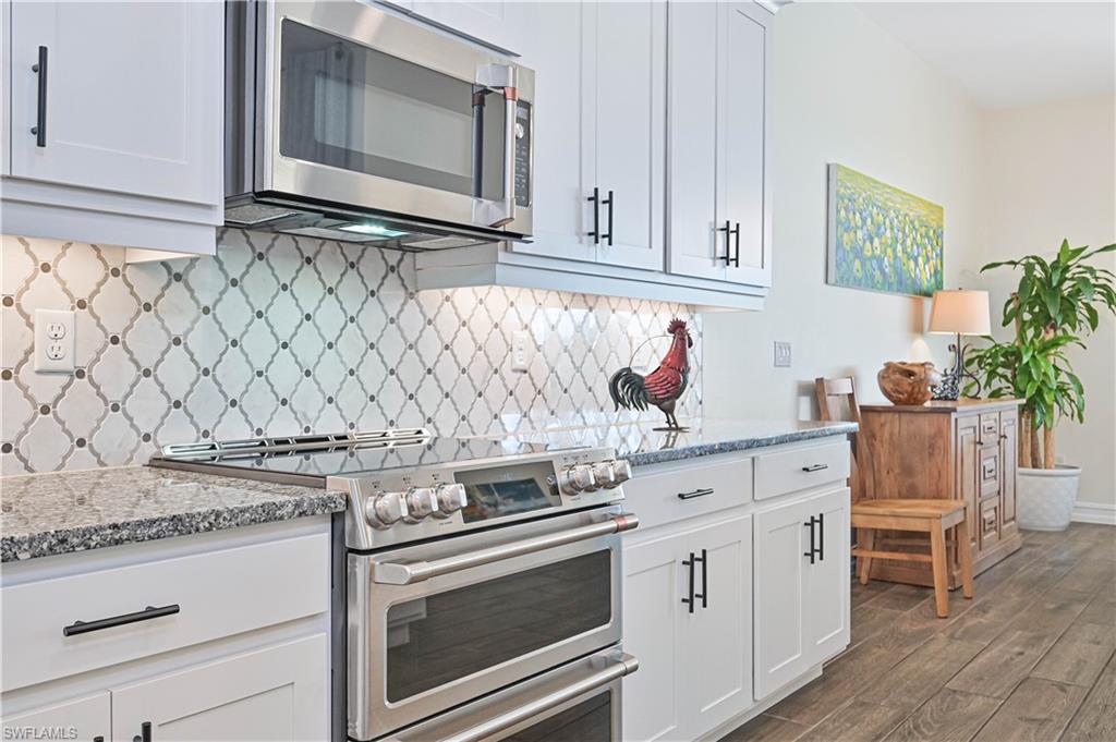 HICKEY CREEKSIDE - Residential