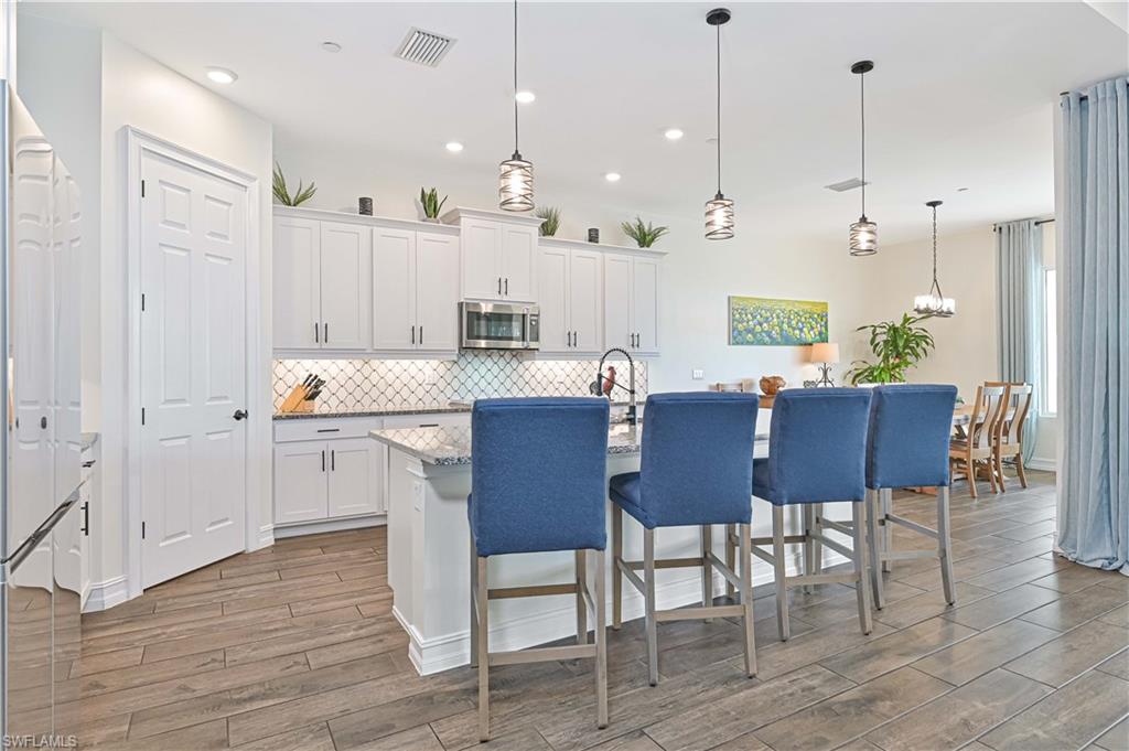 HICKEY CREEKSIDE - Residential