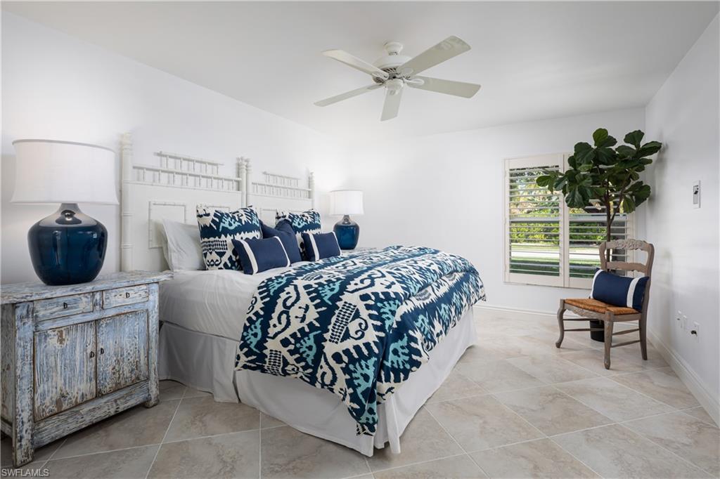 PALM COURT - Residential