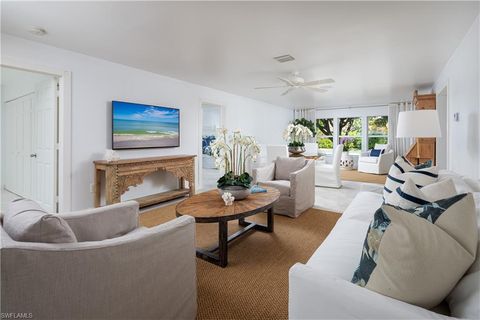 Photo of 600 3rd ST S #2, NAPLES, FL 34102 (MLS # 226009247)