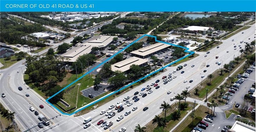 2,100sf +/- of prime retail space with direct US 41 frontage in the heart of Bonita Springs.  Space is mostly open showroom space with high ceilings and lots of natural light.  One private office, breakroom/kitchen, and two bathrooms.  Pylon signage available.  Formerly occupied by a personal fitness concept.  Approximately 30' wide x 70' deep.  The space is offered at $5,900/month gross.