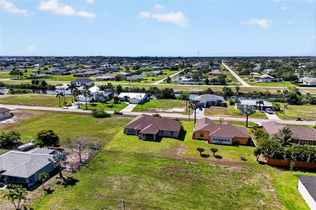 CAPE CORAL - Residential