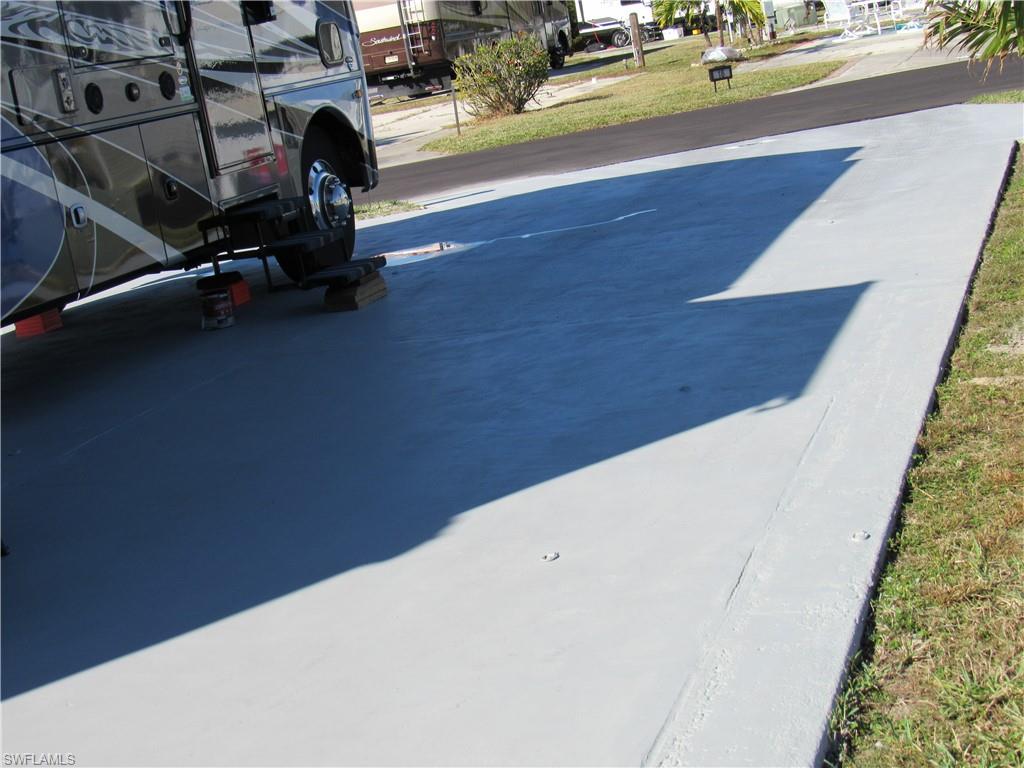 PALMETTO PALMS R V - Land