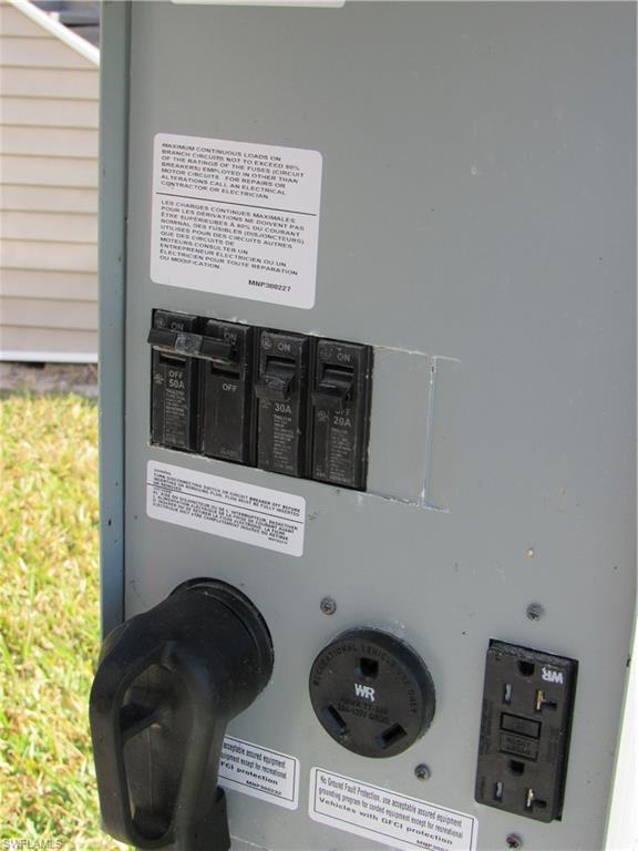 PALMETTO PALMS R V - Land