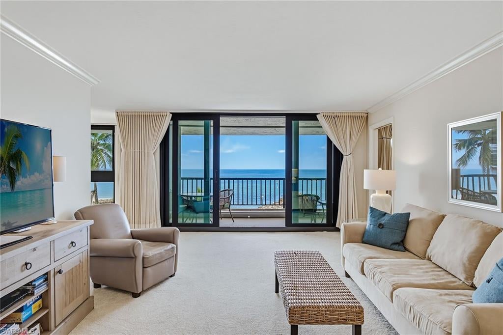 2348 Gulf Shore BLVD N 506