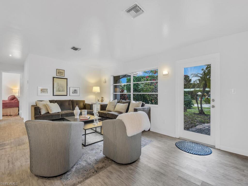 SORRENTO GARDENS - Residential