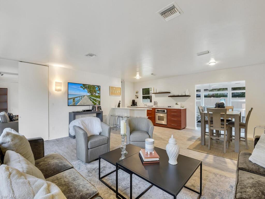 SORRENTO GARDENS - Residential