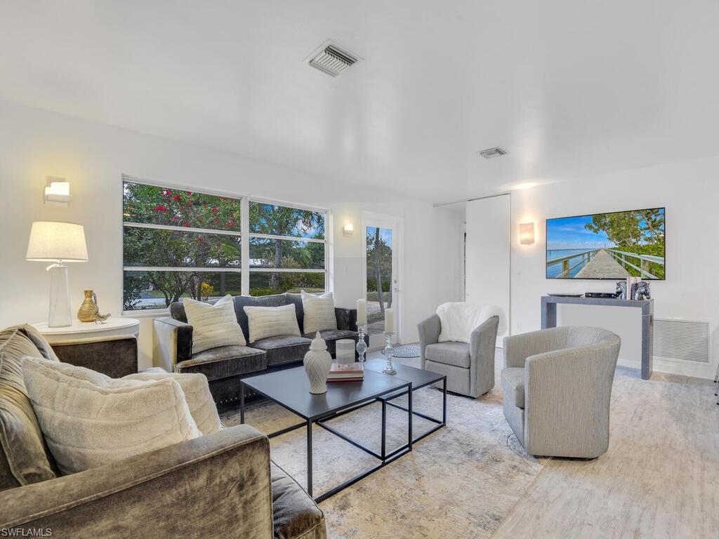 SORRENTO GARDENS - Residential