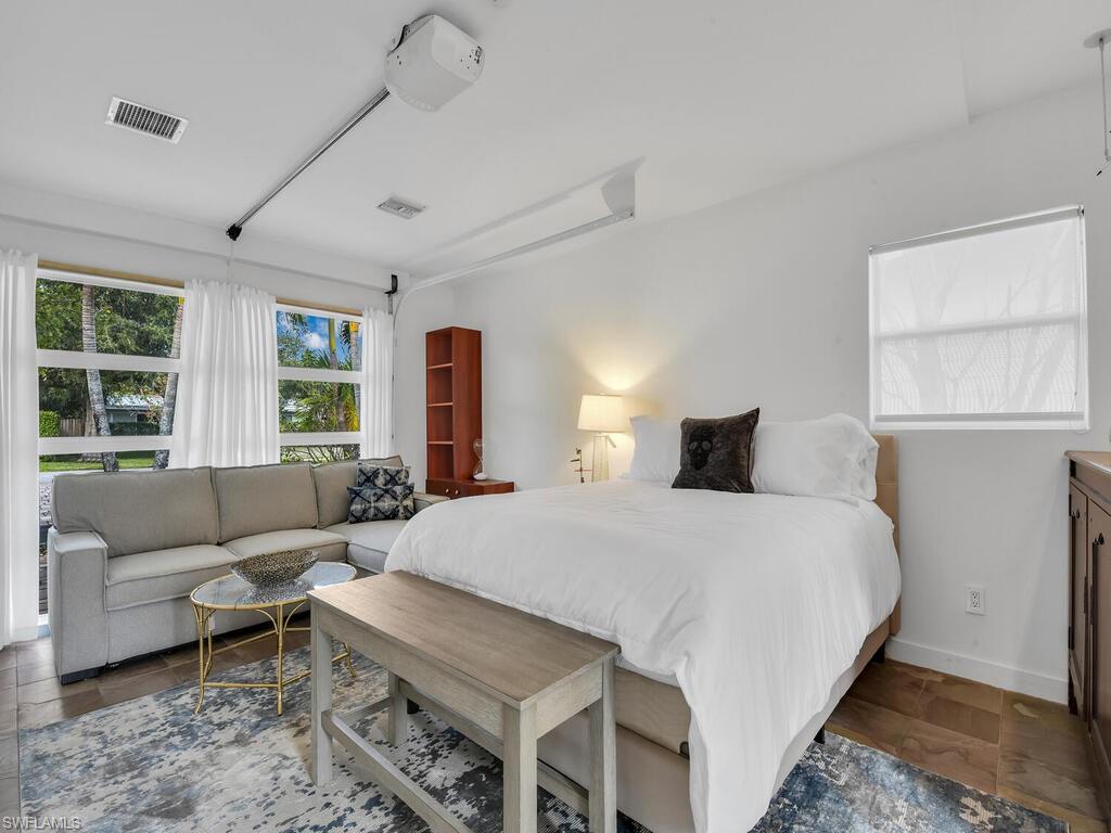 SORRENTO GARDENS - Residential