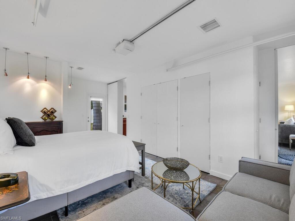 SORRENTO GARDENS - Residential