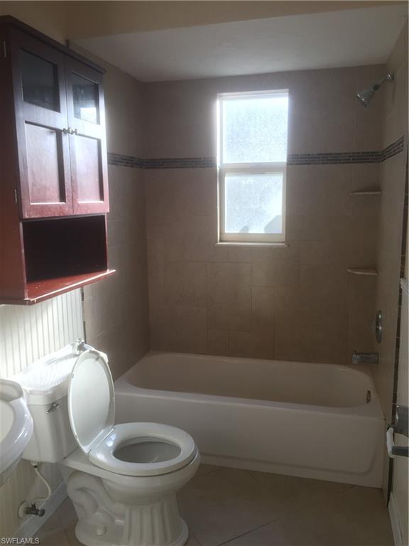 SAN CARLOS PARK - Residential