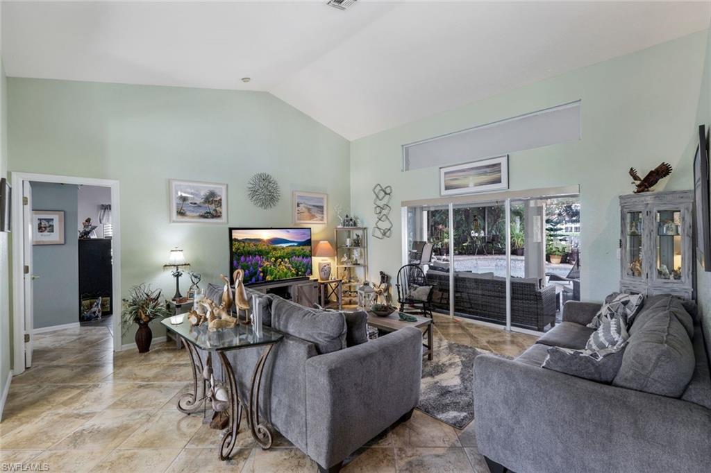 FAIRWAY ISLES - Residential