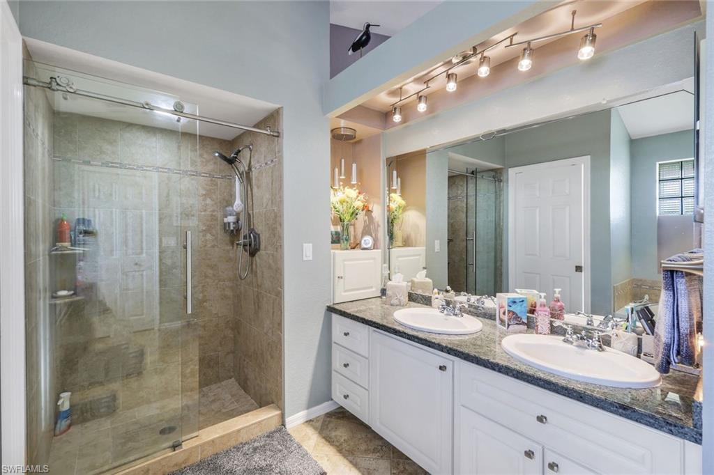 FAIRWAY ISLES - Residential