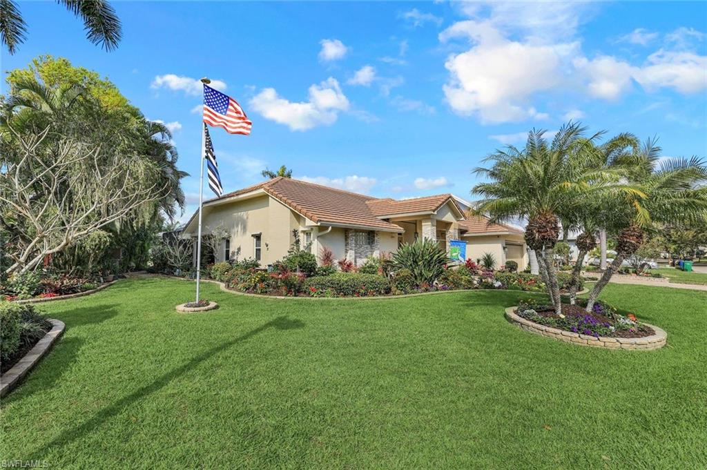 FAIRWAY ISLES - Residential