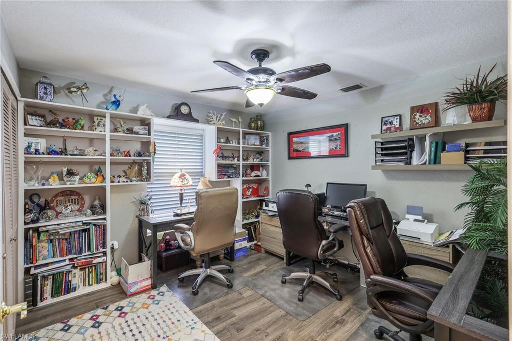 FAIRWAY ISLES - Residential