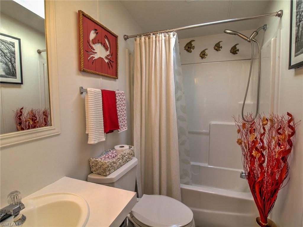 ENCHANTING SHORES - Residential