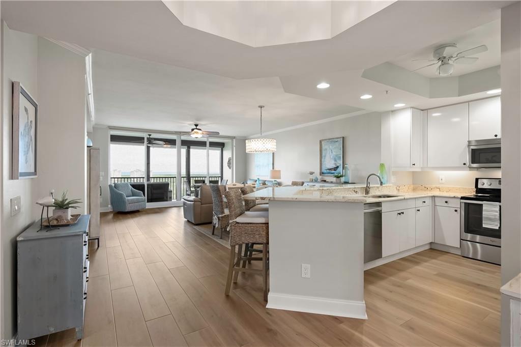 420 Cove Tower DR 1202