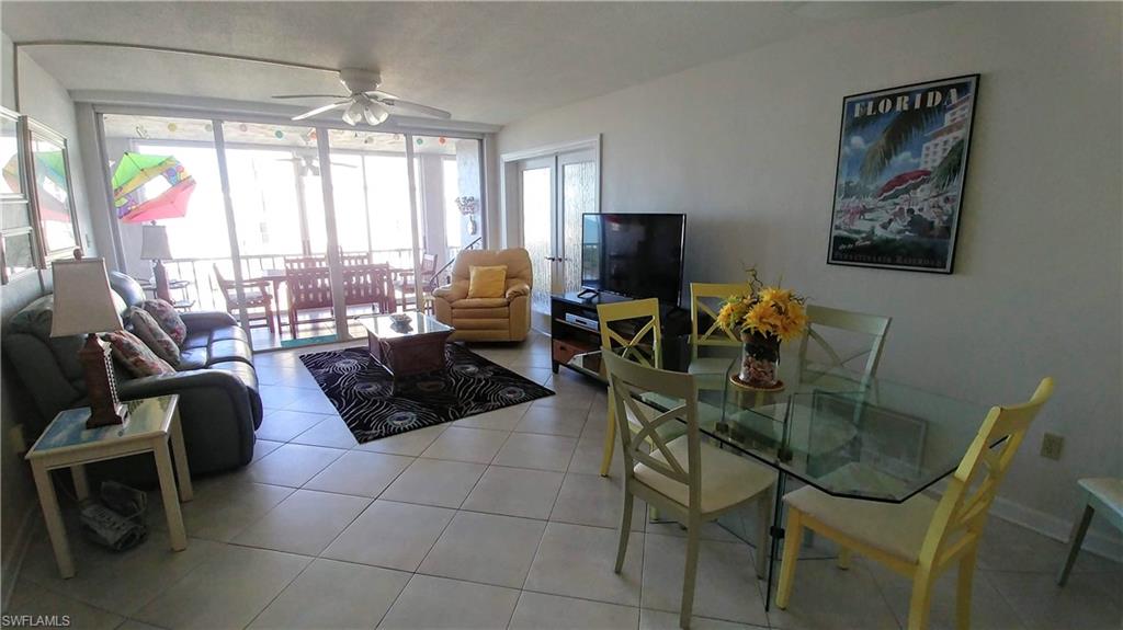 CRECIENTE CONDO NORTH - Residential