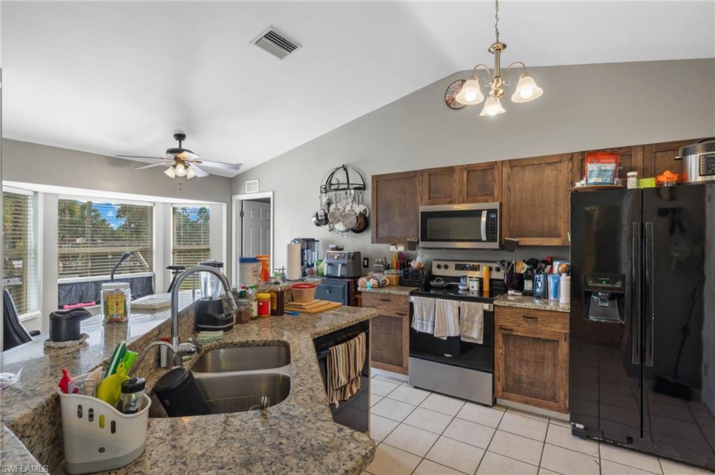 GOLDEN GATE ESTATES - Residential