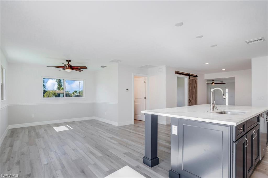 FORT MYERS SHORES - Residential